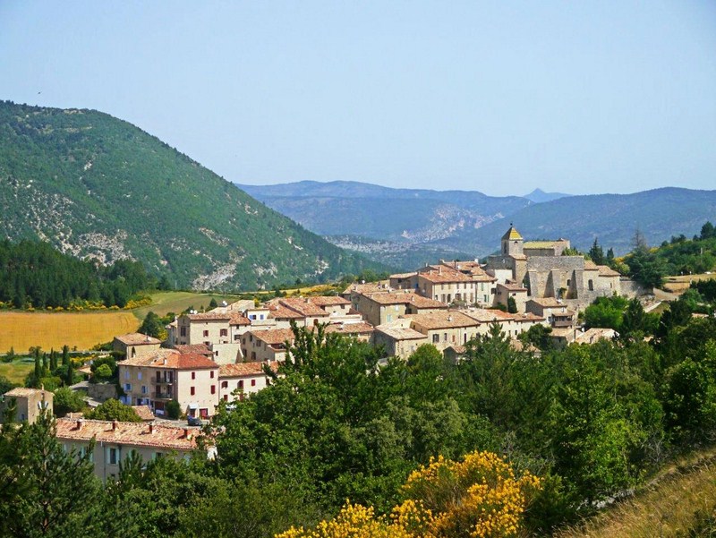 village Aurel baronnies Vaucluse Provence